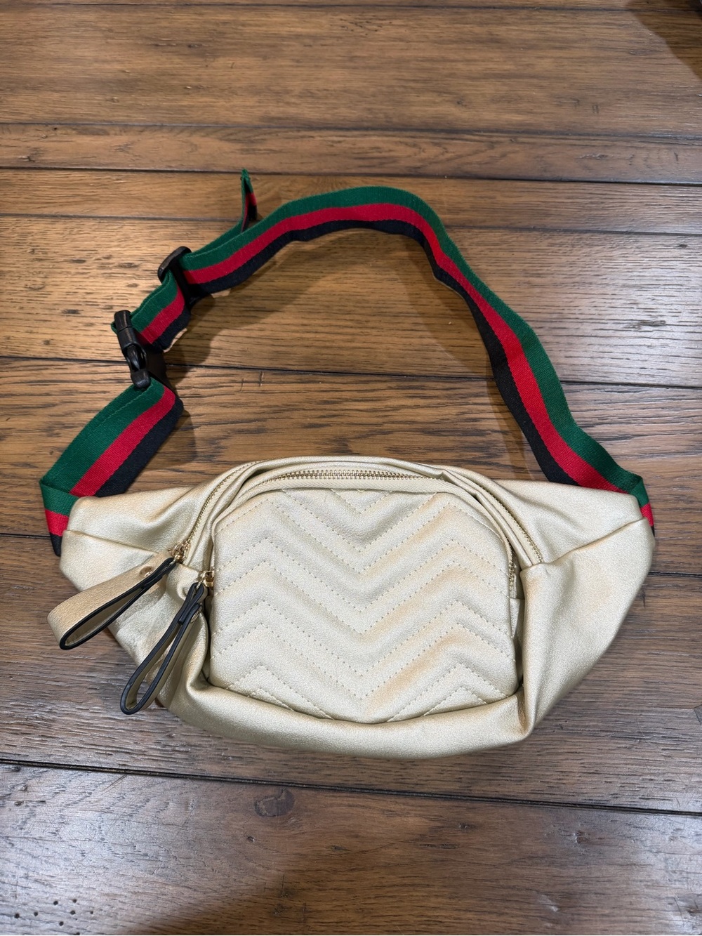 Source Unknown Metallic Gold Chevron Belt Bag with Green-Red Stripe Strap